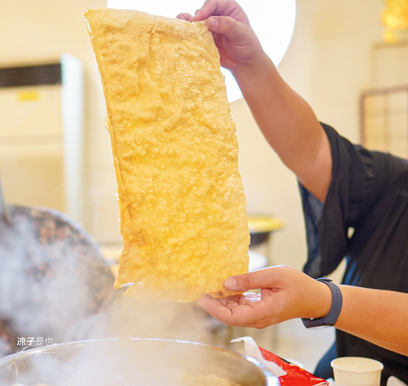 汕頭牛肉劉沙茶火鍋店 菜單 炭燒臉盆火鍋 台中西屯店 扁魚沙茶湯底 大白菜