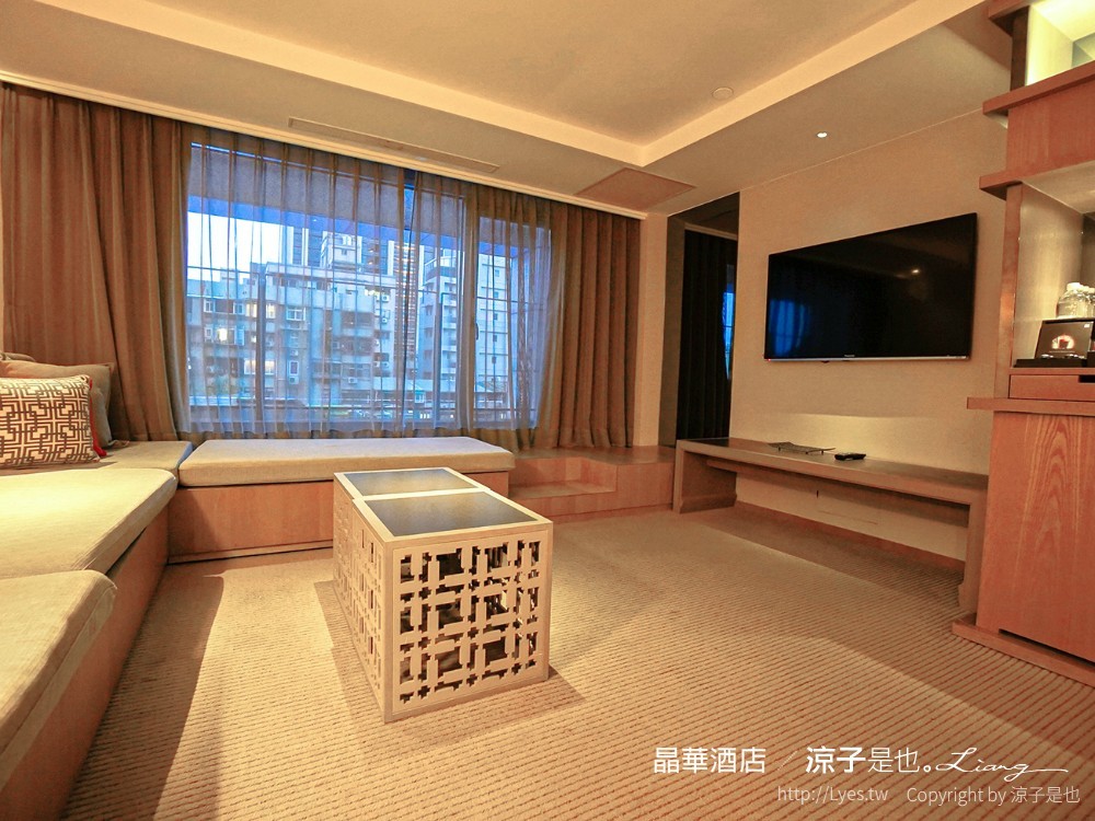 台北飯店-晶華酒店 買住宿送餐飲優惠 兒童遊戲室x浪漫星光泳池電影院 大班廊雅逸居開箱 享受城市親子輕旅行