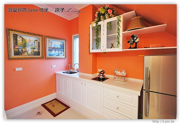 宜蘭民宿-橙堡-夢幻城堡風的宜蘭民宿(凡爾賽房型篇)