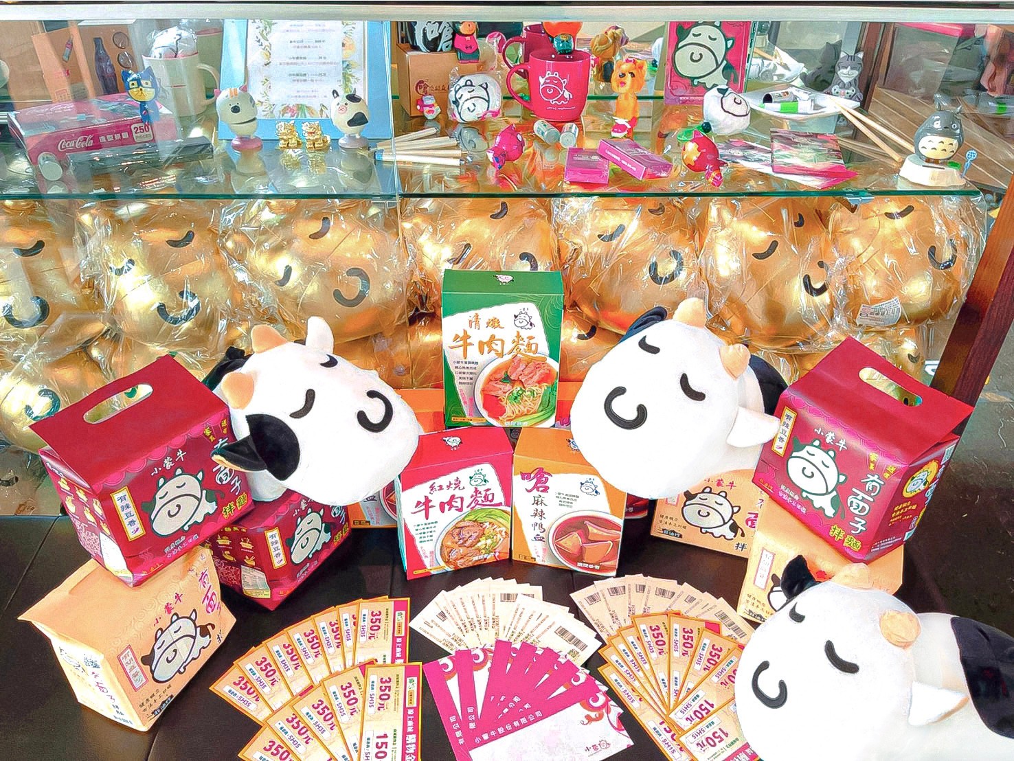 台中-小蒙牛頂級麻辣養生鍋 5倍券優惠買3千送2千！ 哈根達斯、和牛吃到飽 崇德文心麻辣火鍋餐廳推薦