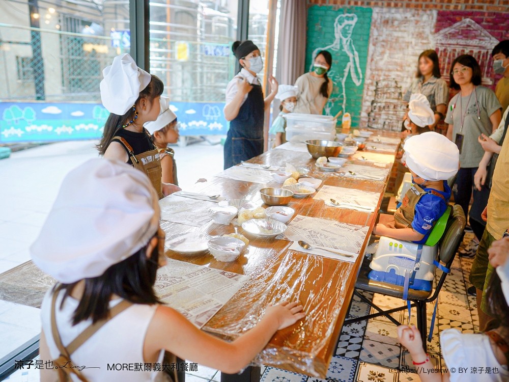 默爾義大利餐廳 菜單 台中西屯美食 jmall 美食餐廳 寶貝pizza小小主廚 台中親子餐廳 窯烤披薩 親子diy體驗 more
