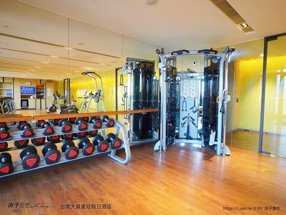 台南 大員皇冠假日酒店 台南安平住宿 親子飯店 泳池 安平 早餐 自助餐 海景房