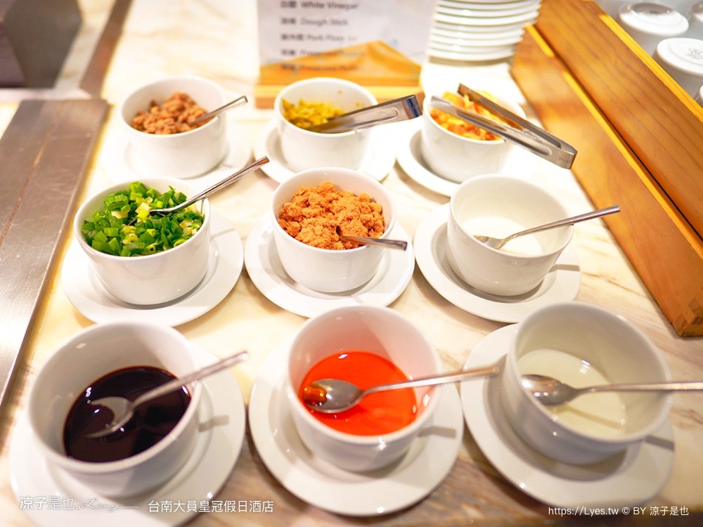 台南 大員皇冠假日酒店 台南安平住宿 親子飯店 泳池 安平 早餐 自助餐 海景房