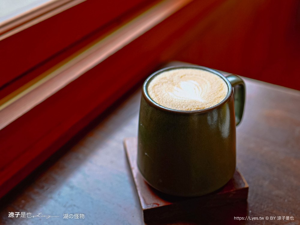 日月潭 湖の怪物 咖啡 湖的怪物菜單 南投魚池 紅龜粿 日式景觀餐廳 訂位 預約 電話