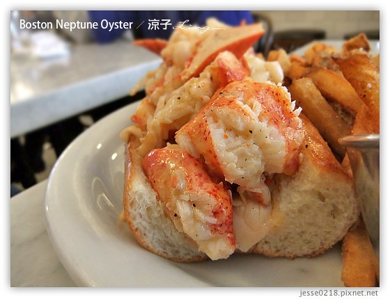 Boston Neptune Oyster 2