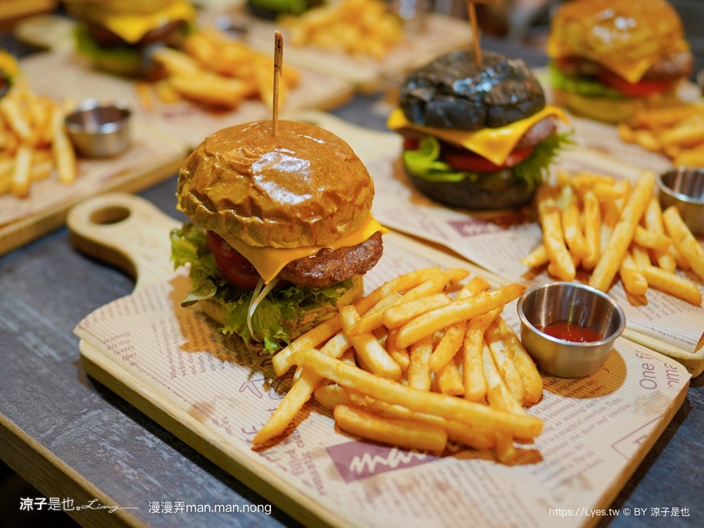 漫漫弄 菜單 台南南區美食 台南咖啡館 老宅餐廳 早午餐 義大利麵 漢堡 下午茶