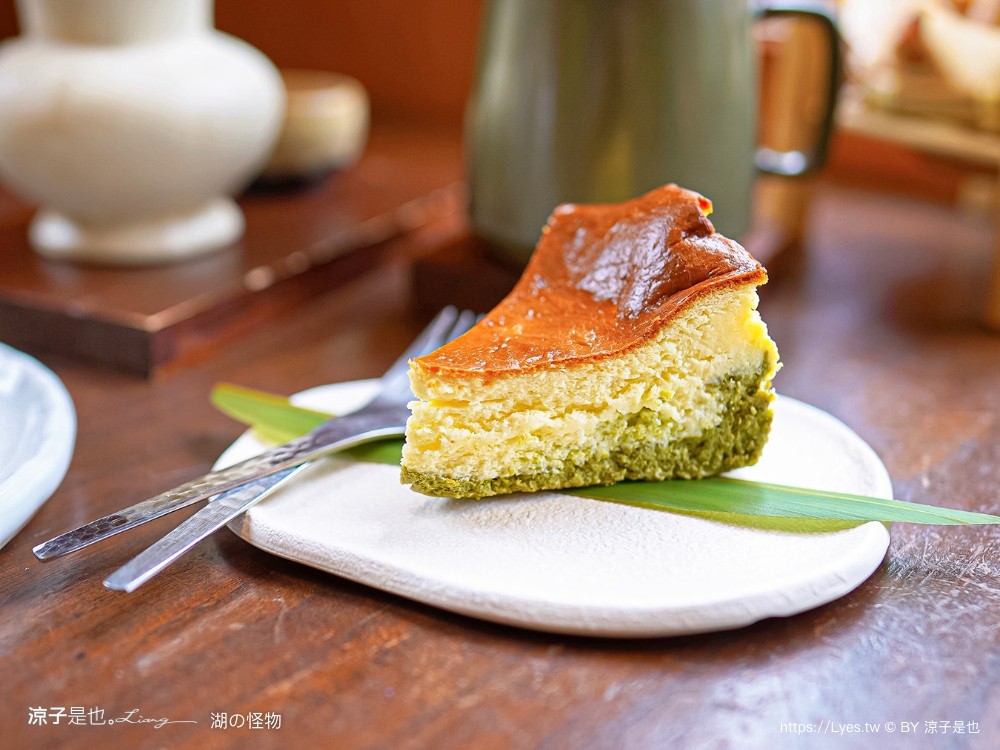 日月潭 湖の怪物 咖啡 湖的怪物菜單 南投魚池 紅龜粿 日式景觀餐廳 訂位 預約 電話