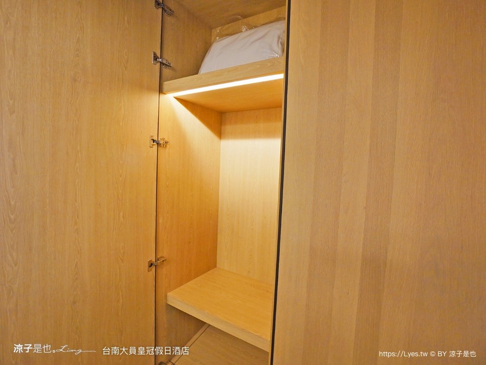 台南 大員皇冠假日酒店 台南安平住宿 親子飯店 泳池 安平 早餐 自助餐 海景房