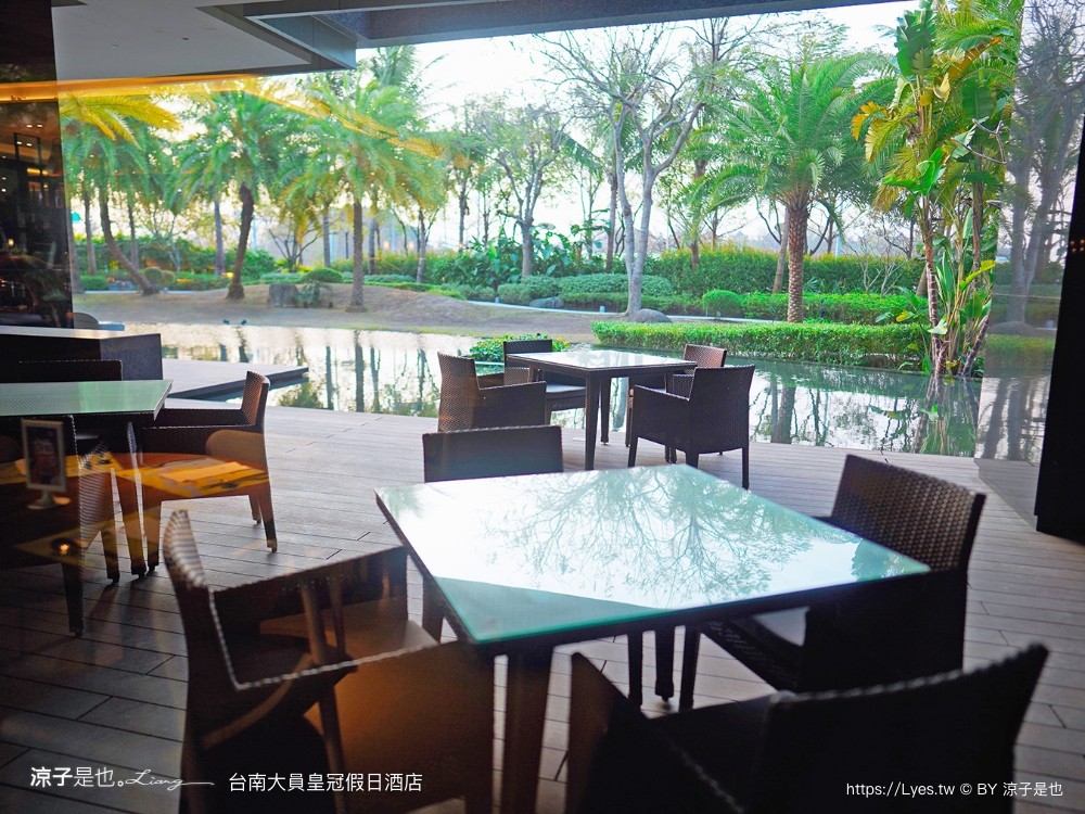 台南 大員皇冠假日酒店 台南安平住宿 親子飯店 泳池 安平 早餐 自助餐 海景房