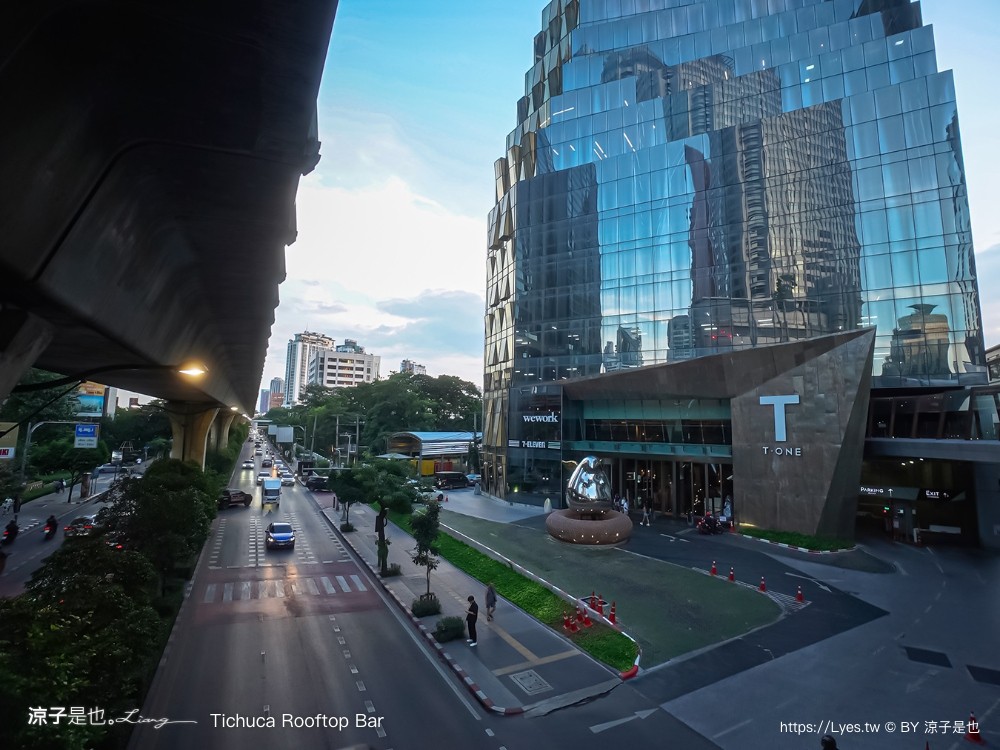 水母酒吧 水母酒吧 Tichuca Rooftop Bar 泰國曼谷 高空酒吧 推薦 網美 T-One大樓 景點 Thong Lor站 泰國曼谷 高空酒吧 推薦 網美 tone大樓 景點 thong lor站