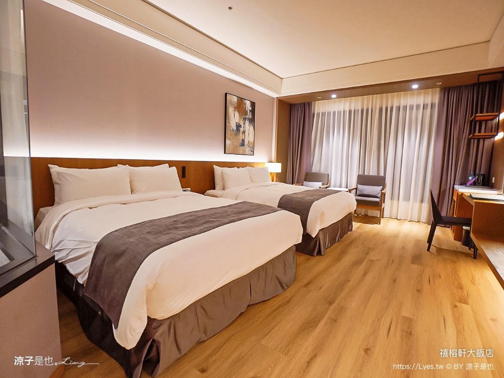 禧榕軒大飯店 台南新開幕 火車站住宿飯店 雙人房 四人房 家庭房 房型開箱 頂樓空中花園泳池 房價