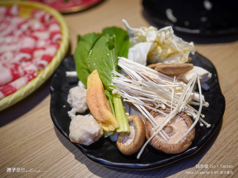 鍋泰暖 泰式南洋火鍋 台中美食 台中火鍋 大里美食 泰式火鍋 吃到飽餐廳 冬蔭功 肉骨茶 自助吧 蔬食飲品