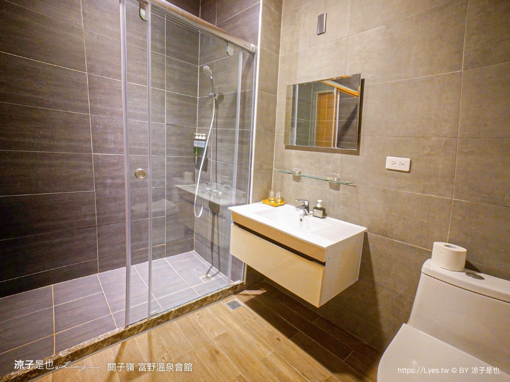 關子嶺富野溫泉會館 台南溫泉飯店 泥漿溫泉 台南住宿 房價優惠 房型 早餐 開幕 關子嶺泡湯 大眾泡湯池 游泳池 親子家庭房