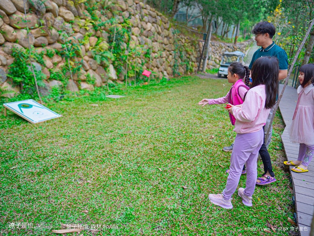葉子祕境 南投埔里民宿 森林住宿 villa 豪華懶人露營 一泊二食 飯店 netflix disney 日月潭 早餐 晚餐