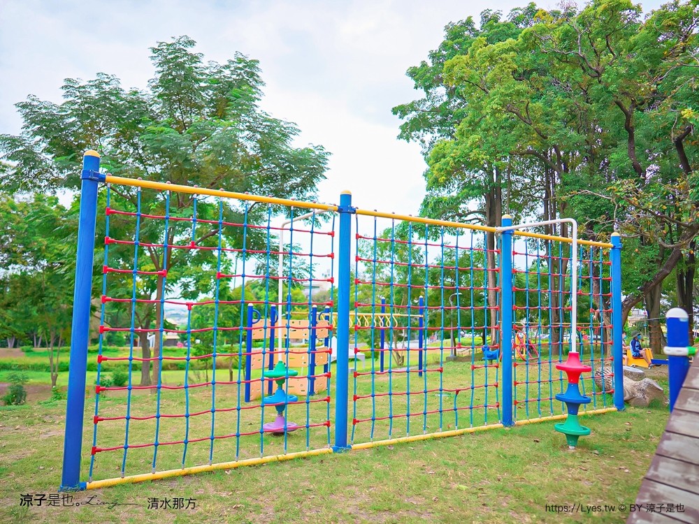 清水那方 彰化親子景點 氣墊兒童戲水池 沙坑 泡腳 餐廳 野餐 豪華懶人露營 溫泉泡湯