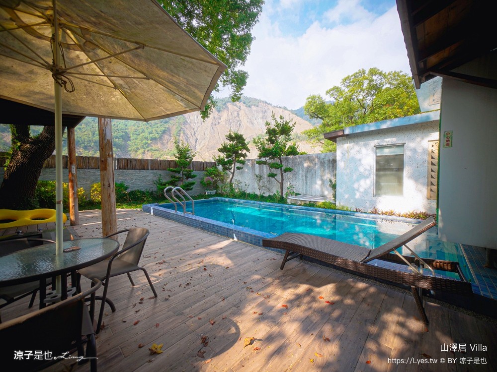 山澤居villa溫泉小木屋 寶來溫泉渡假小木屋 高雄六龜寶來溫泉住宿 親子住宿 湯屋 評價 泳池房型