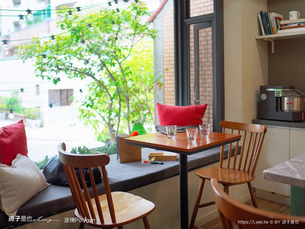 波櫟 早午餐 歐式鄉村風 私廚料理 台中美食推薦 polygon