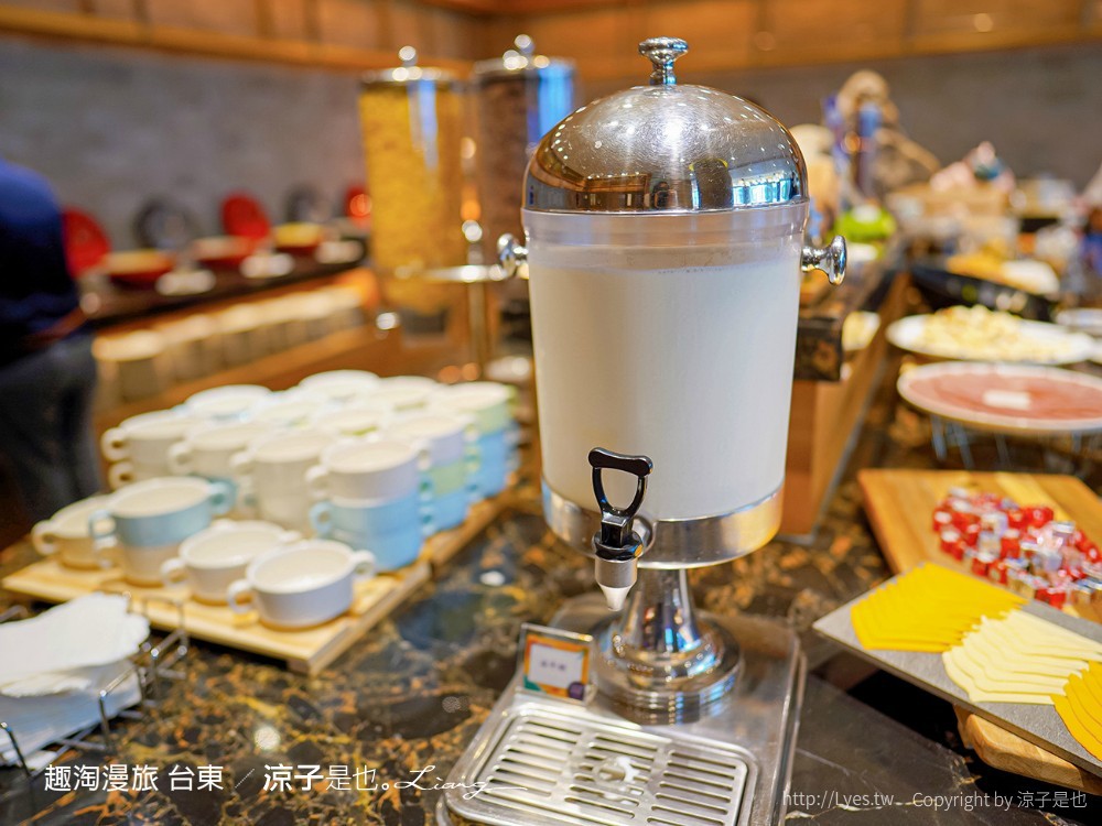 台東住宿 趣淘漫旅台東01 房型 早餐 台東火車站飯店 台東親子飯店 設計旅店 CP值 房價