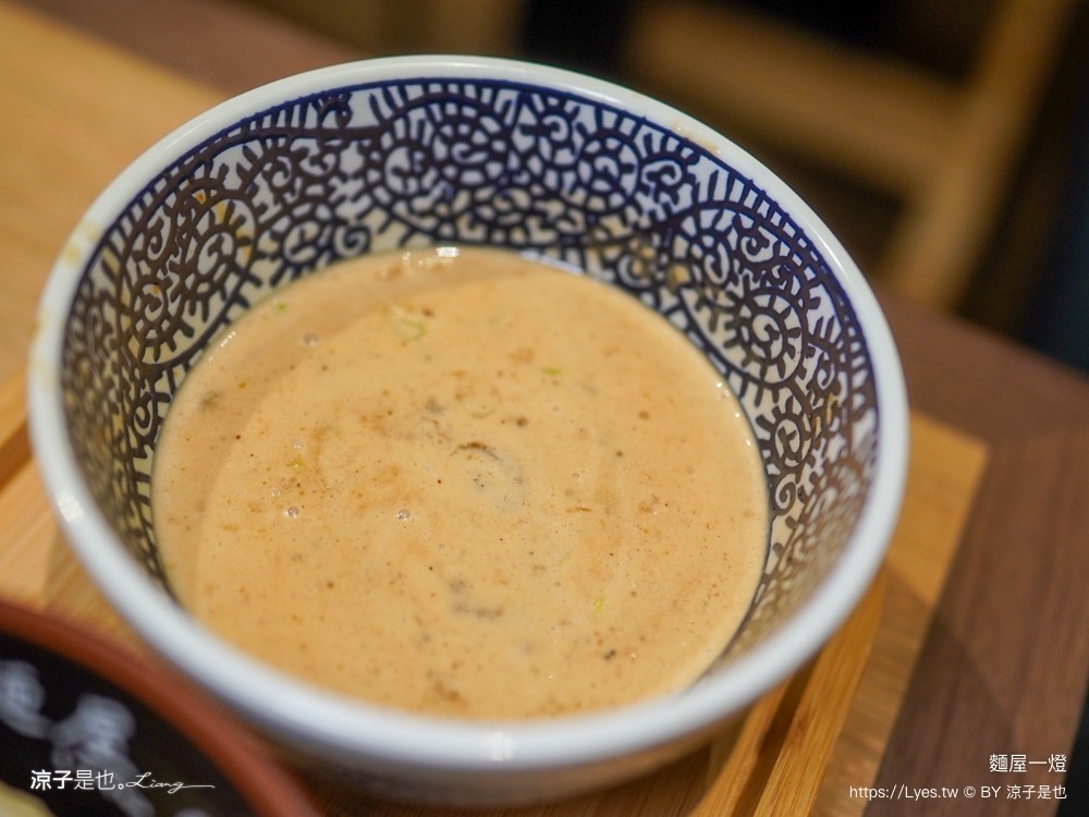 麵屋一燈 台中拉麵 菜單 勤美誠品 餐廳推薦 日本東京沾麵 公益路美食 日本拉麵名店 冠軍沾麵