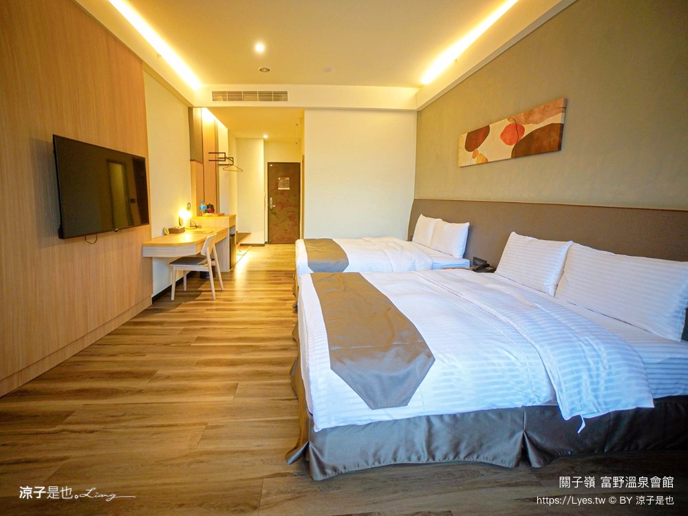 關子嶺富野溫泉會館 台南溫泉飯店 泥漿溫泉 台南住宿 房價優惠 房型 早餐 開幕 關子嶺泡湯 大眾泡湯池 游泳池 親子家庭房