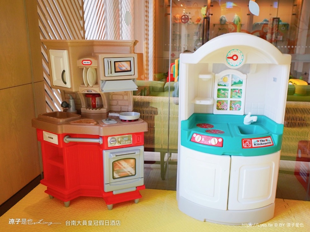 台南 大員皇冠假日酒店 台南安平住宿 親子飯店 泳池 安平 早餐 自助餐 海景房