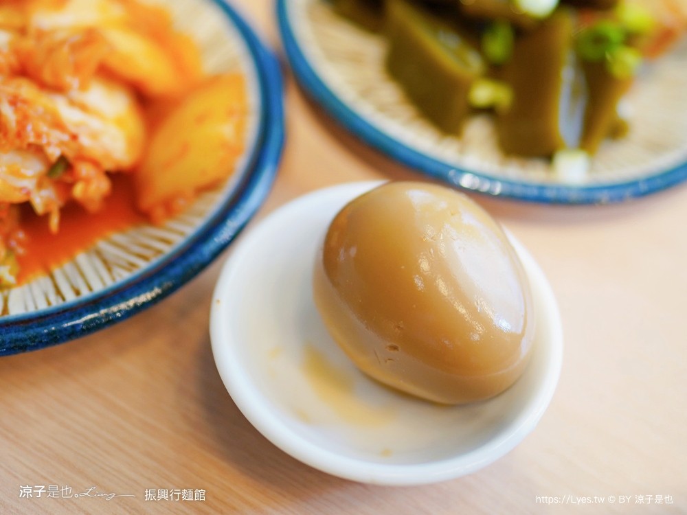 振興行麵館 菜單 中友百貨美食 台中科大小吃 一中街商圈 中國醫美食 文青小店