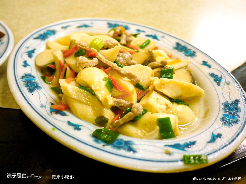 寶來小吃部 高雄六龜美食 蜜汁梅子排骨 梅子雞湯 寶來老街美食 寶來美食 寶來不老溫泉 必吃