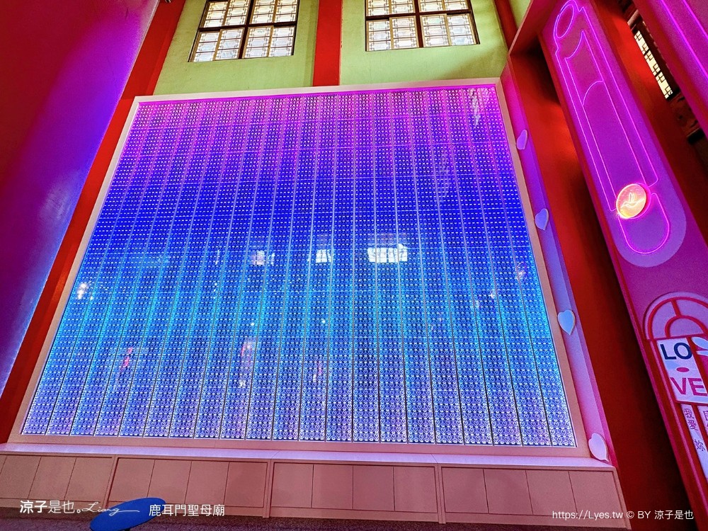 鹿耳門聖母廟 月老 台南景點 特色介紹 換裝攝影棚 鹿耳門聖母廟煙火 住宿 免門票 親子景點
