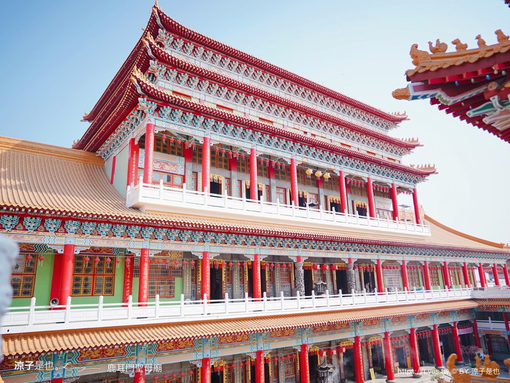 鹿耳門聖母廟 月老 台南景點 特色介紹 換裝攝影棚 鹿耳門聖母廟煙火 住宿 免門票 親子景點