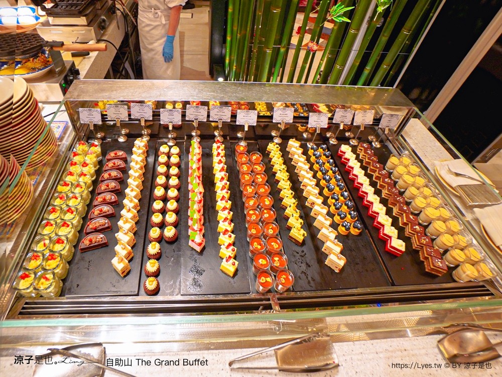 自助山 澳門吃到飽餐廳 飯店buffet 晚餐 澳門自助餐 即煮海鮮 龍蝦吃到飽 上葡京酒店 預約 折扣 優惠 the grand buffet