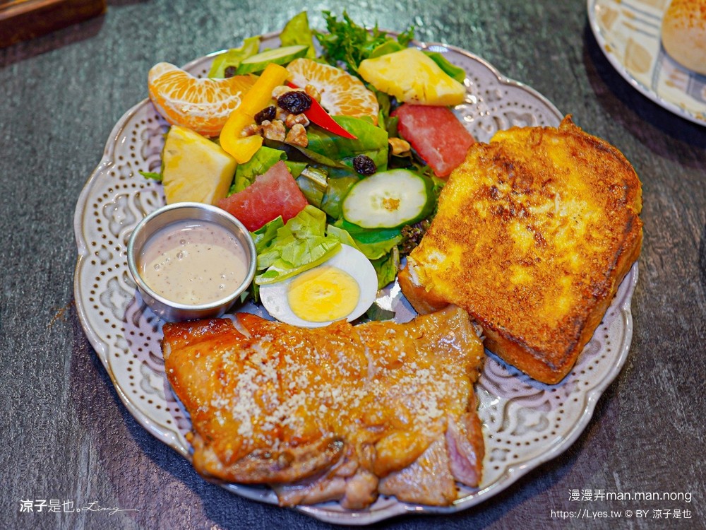 漫漫弄 菜單 台南南區美食 台南咖啡館 老宅餐廳 早午餐 義大利麵 漢堡 下午茶
