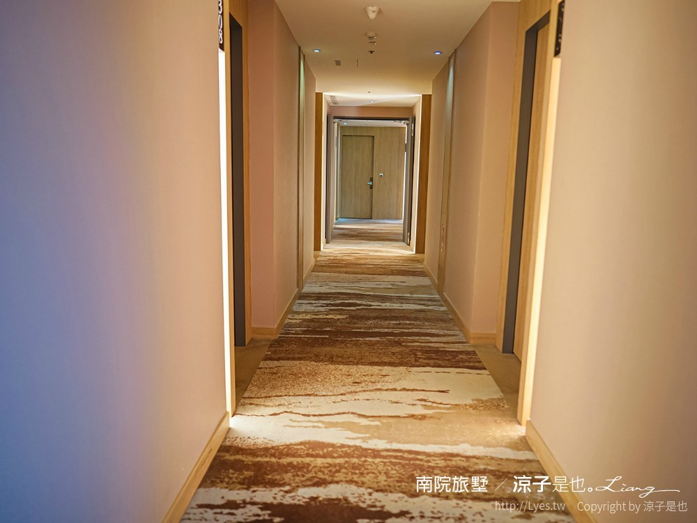 南院旅墅 嘉義住宿飯店推薦 CP值 早餐 地址 交通 雙人房 泳池