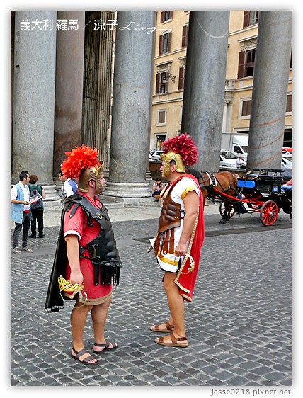 義大利蜜月-羅馬(羅馬競技場、許願池、萬神殿、西班牙階梯) & 羅馬夜遊- Day9 義大利景點