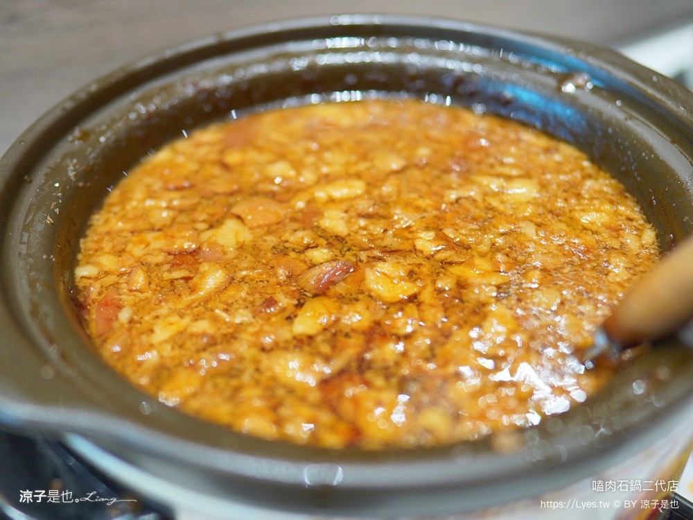 嗑肉石鍋 北屯軍福店 全新二代店 台中火鍋吃到飽推薦 蔬菜 火鍋料 飲料 冰品自助吧 buffet