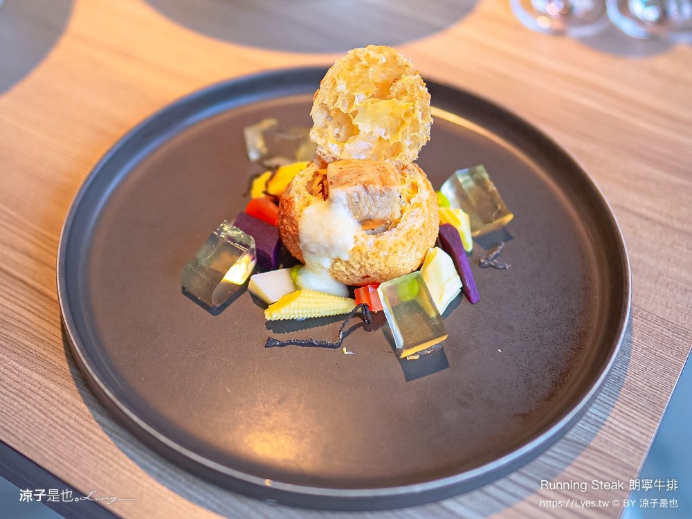 朗寧牛排 菜單 南投埔里 美食 生日優惠 慶生餐廳 18度c 軌道車送餐 訂位 running steak