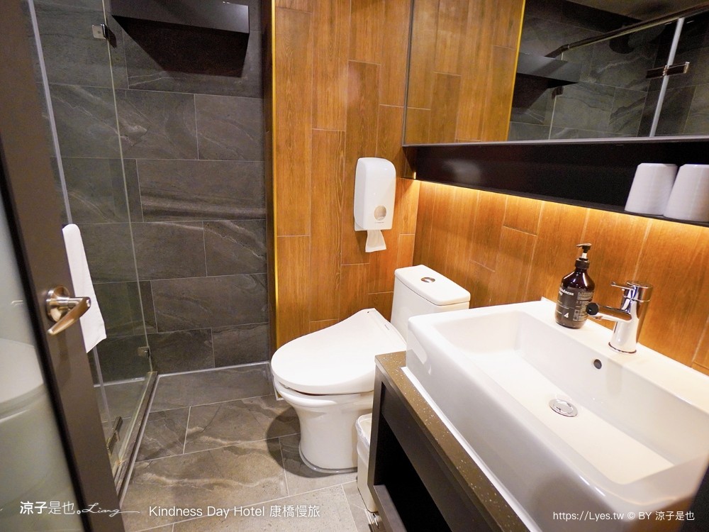 康橋慢旅 台南飯店 CP值 房型 早餐 零食 宵夜 吃到飽 洗衣烘依免費 文青飯店 台南親子住宿