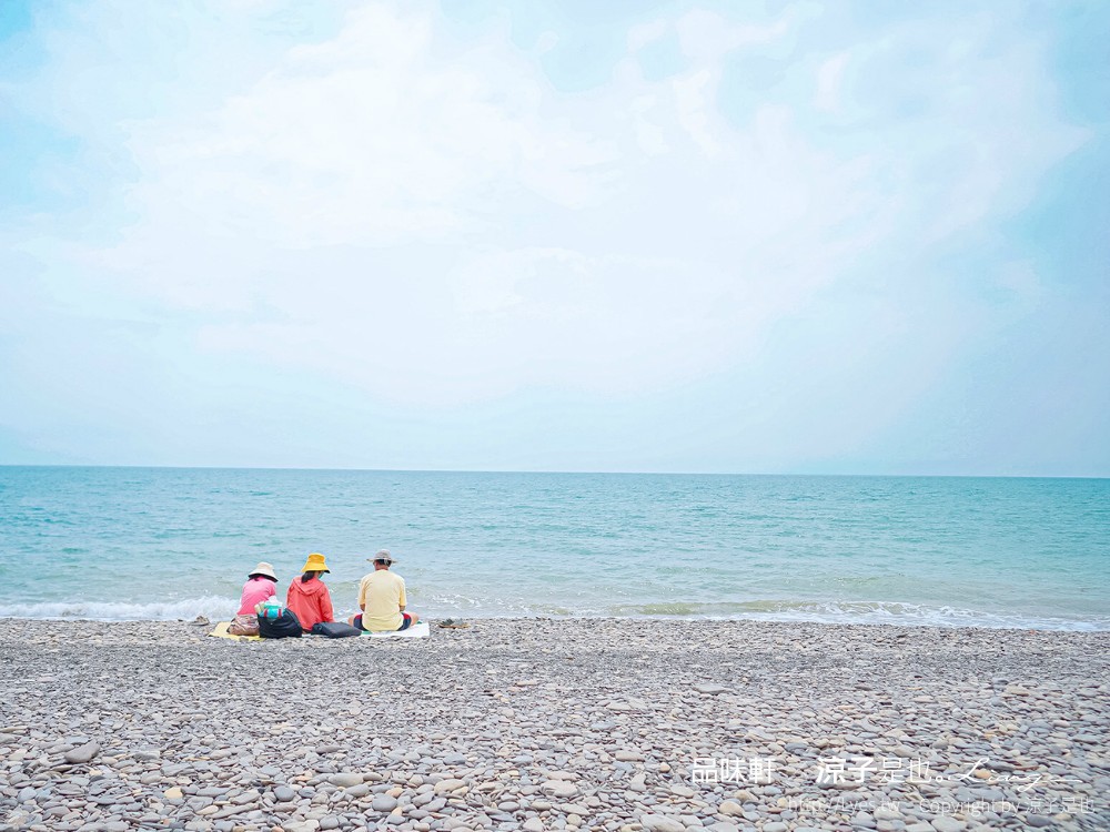 品味軒休息站 屏東枋山 海景免費景點 天空之鏡 網美鞦韆 天堂階梯 別有洞天咖啡館 魔幻咖啡