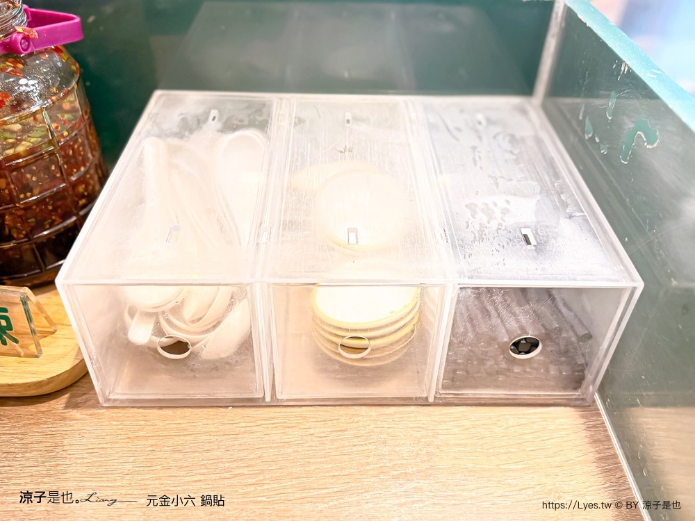 元金小六鍋貼 菜單 台中西屯 台中美食 鍋貼 酸辣湯 台中小吃 冰花鍋貼 排隊美食