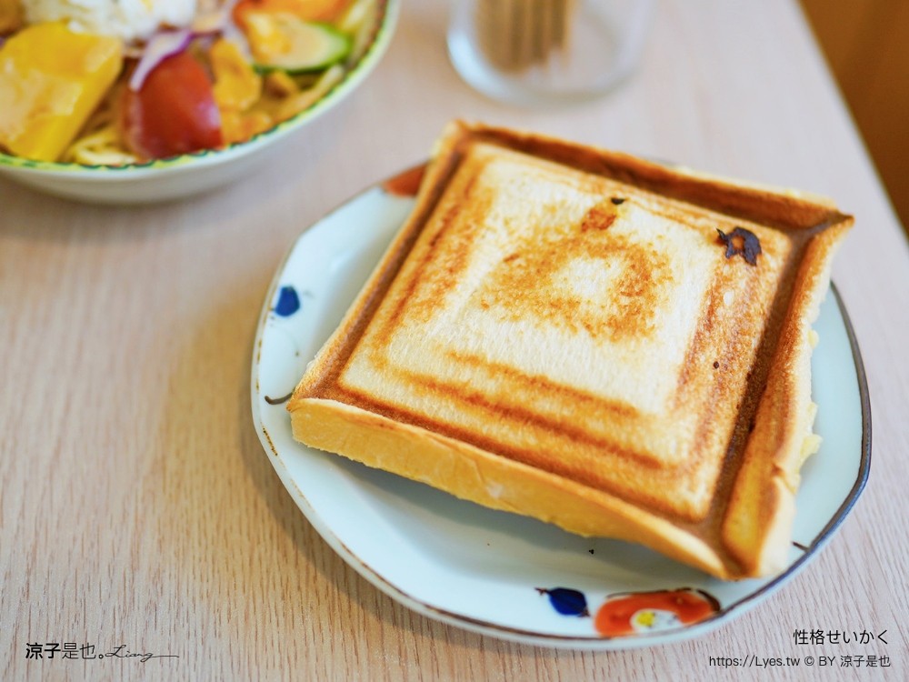性格 菜單 台南早午餐推薦 彩繪拉花 台南咖啡館 火車站美食餐廳 日式老宅 必吃推薦 性格せいかく