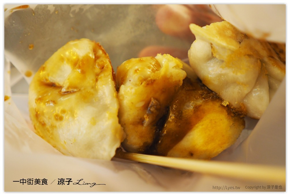 台中-一中街必吃美食小吃 一中街雞排、滷味、麵食、烙餅、沙威瑪、飯團、飲料冰品大集合