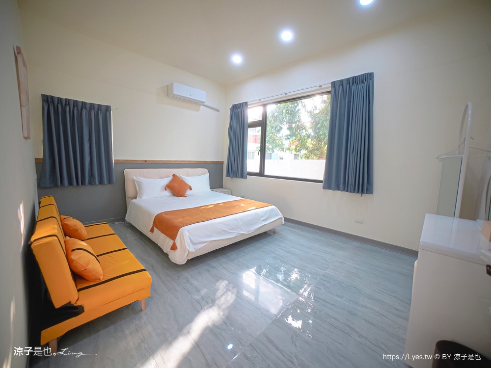 墾丁包棟民宿 屏東住宿 滿州住宿 touch villa 泳池 房型 庭院 卡拉ok 烤肉