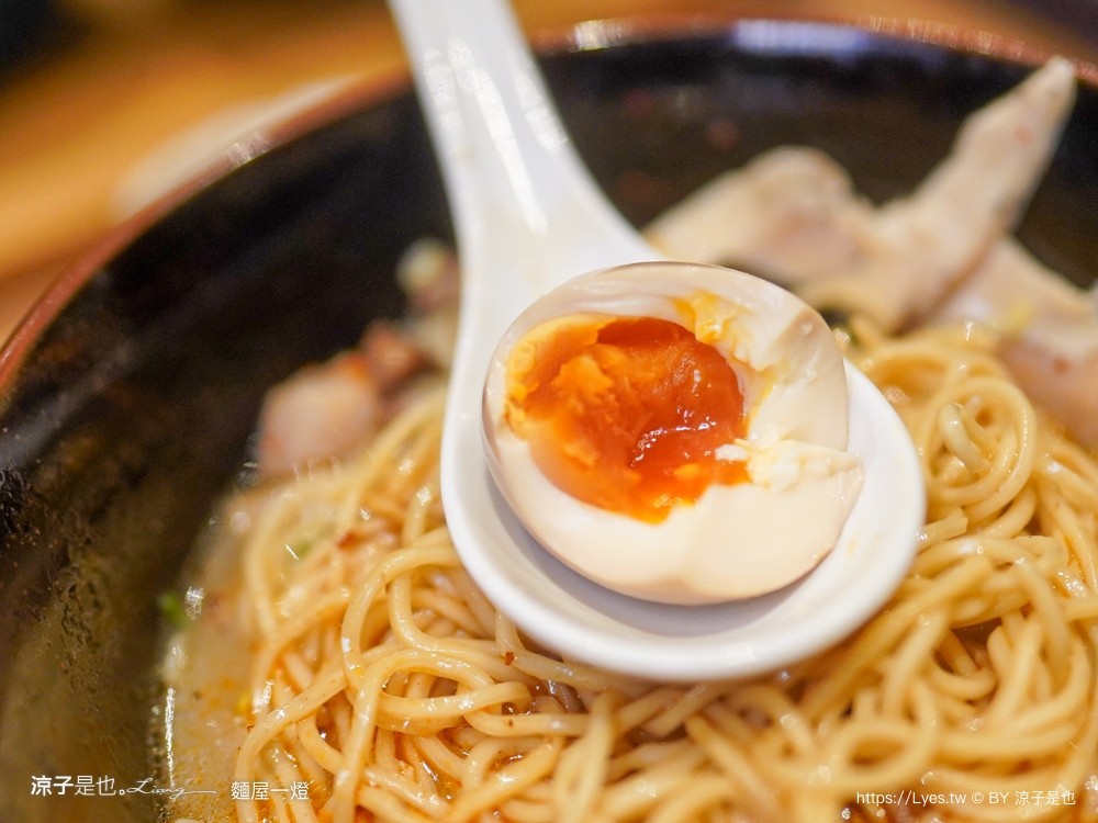 麵屋一燈 台中拉麵 菜單 勤美誠品 餐廳推薦 日本東京沾麵 公益路美食 日本拉麵名店 冠軍沾麵