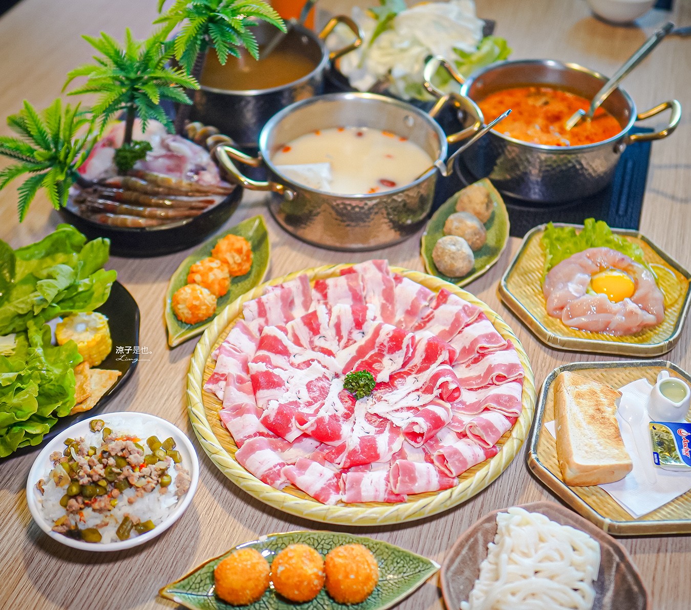 鍋泰暖 台中大里店 菜單 生日壽星優惠 泰式料理 火鍋吃到飽 自助吧 大里美食 親子友善餐廳 冬陰功火鍋 台中聚餐