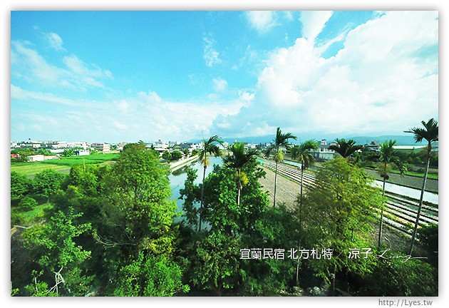 宜蘭民宿-北方札特(古堡館房間篇)-充滿木頭香氣的宜蘭城堡民宿