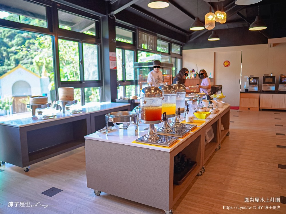 鳳梨屋水上莊 餵羊 早餐 晚餐 帳棚 親子diy