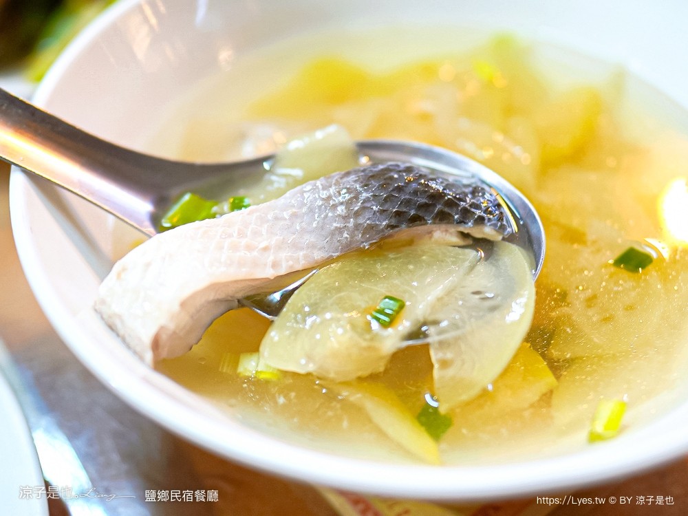 鹽鄉民宿餐廳 菜單 台南北門美食 停車場 無刺虱目魚 北門鹽田美食 井仔腳瓦盤鹽田 蚵仔麵線、西瓜綿湯