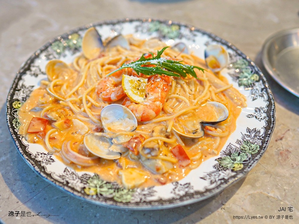 jai宅 水湳 菜單 台中美食 義大利麵 披薩 hun混 玻璃屋 餐廳 北屯景觀餐廳