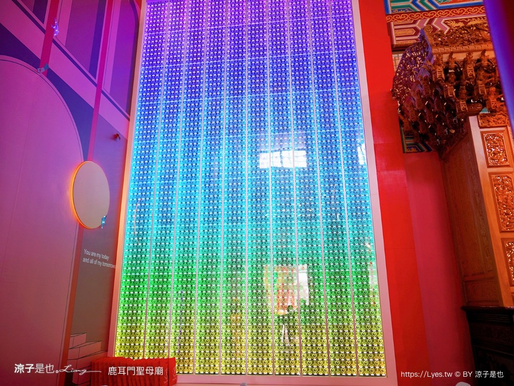 鹿耳門聖母廟 月老 台南景點 特色介紹 換裝攝影棚 鹿耳門聖母廟煙火 住宿 免門票 親子景點
