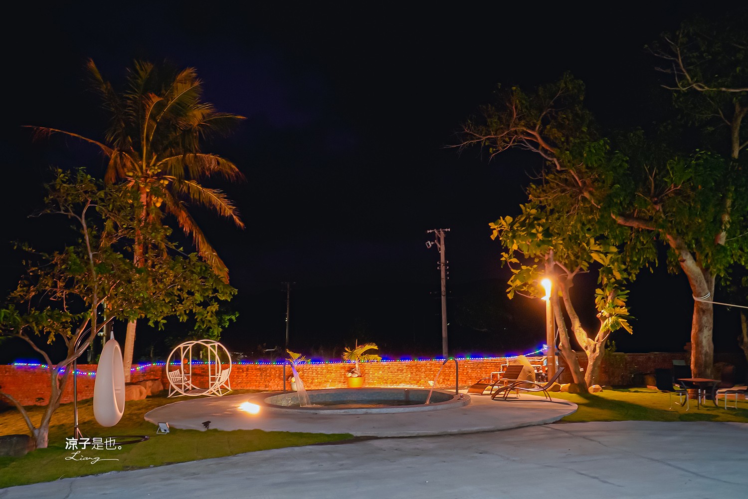 墾丁包棟民宿 屏東住宿 滿州住宿 touch villa 泳池 房型 庭院 卡拉ok 烤肉