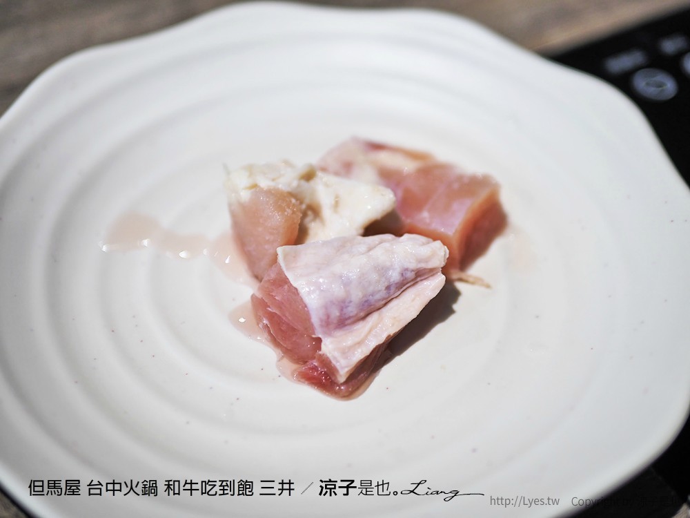 但馬屋 台中火鍋 和牛吃到飽 三井